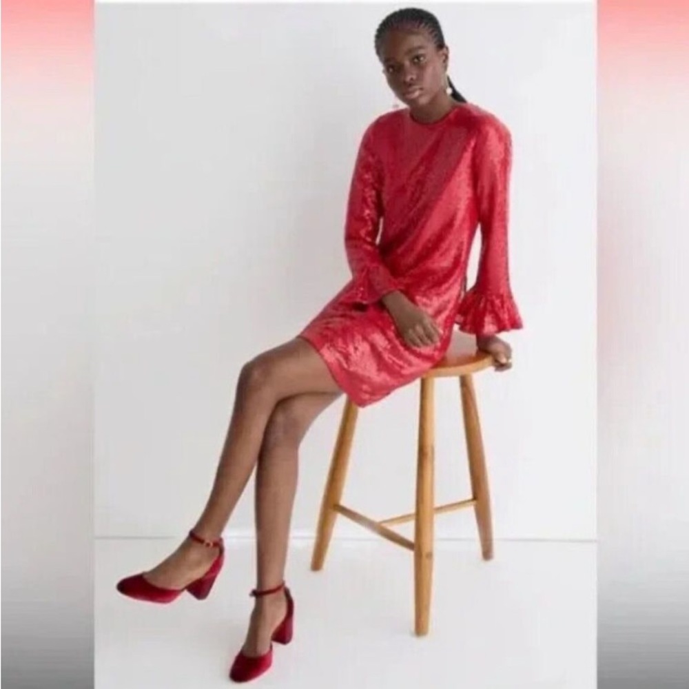 Red sequin dress - Picture 3 of 6